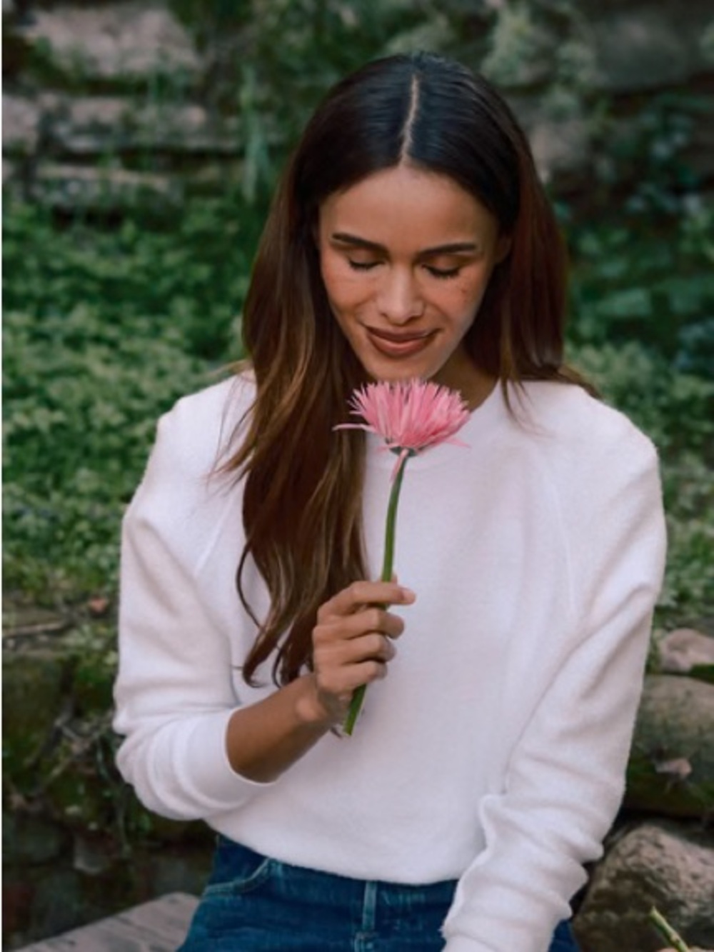 Perfectwhitetee Ziggy Reverse Fleece Crew Neck- White